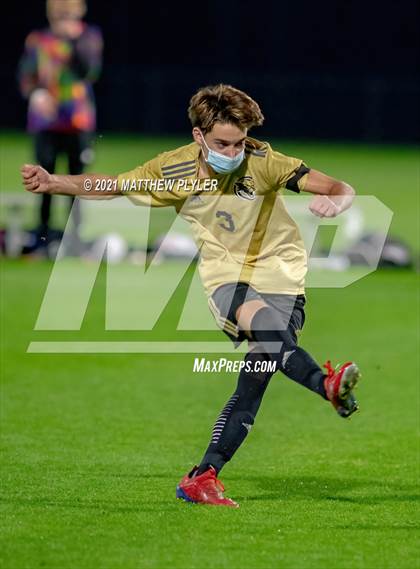 Thumbnail 3 in Croatan vs Hibriten (1 of 2 - NCHSAA 2A Final - the Game) photogallery.