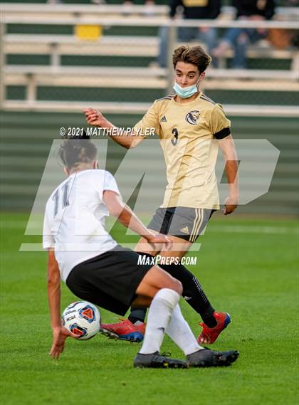 Thumbnail 3 in Croatan vs Hibriten (1 of 2 - NCHSAA 2A Final - the Game) photogallery.