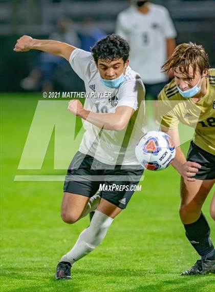 Thumbnail 3 in Croatan vs Hibriten (1 of 2 - NCHSAA 2A Final - the Game) photogallery.