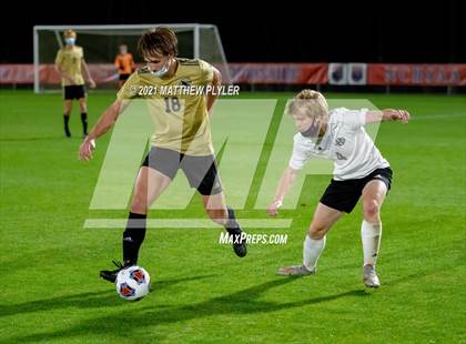 Thumbnail 3 in Croatan vs Hibriten (1 of 2 - NCHSAA 2A Final - the Game) photogallery.