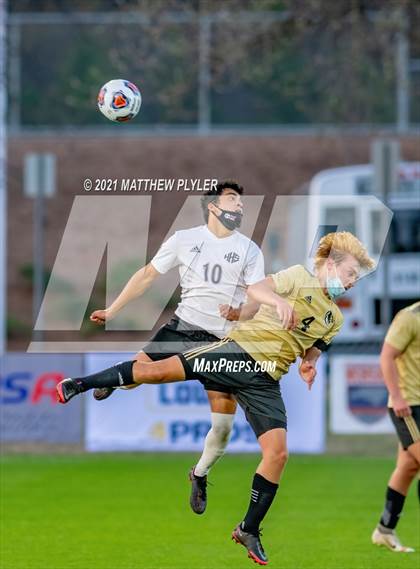 Thumbnail 1 in Croatan vs Hibriten (1 of 2 - NCHSAA 2A Final - the Game) photogallery.