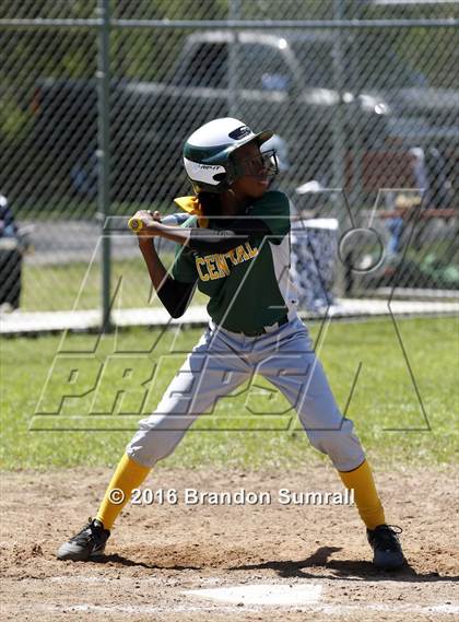 Thumbnail 2 in Verbena vs. Central (Maplesville) photogallery.