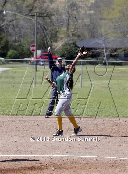 Thumbnail 2 in Verbena vs. Central (Maplesville) photogallery.