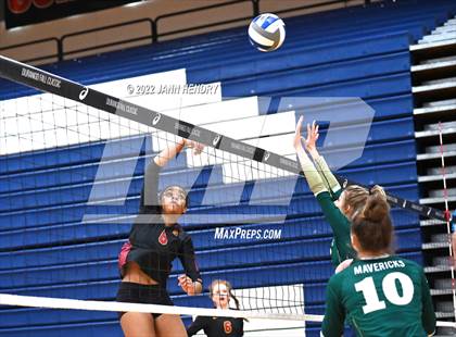 Thumbnail 3 in Lakeside vs. La Costa Canyon (Durango Fall Classic) photogallery.