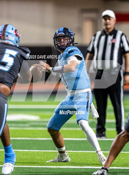 Thumbnail 3 in Granger vs. Skyline photogallery.