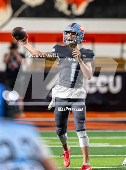 Thumbnail 2 in Granger vs. Skyline photogallery.
