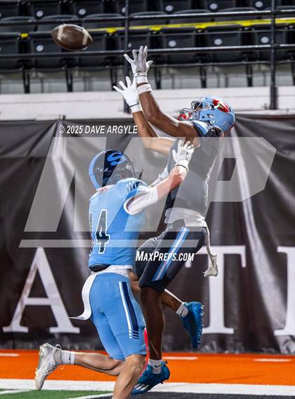 Thumbnail 3 in Granger vs. Skyline photogallery.