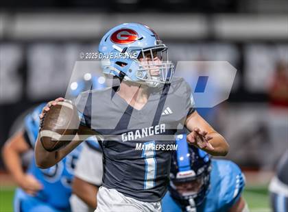 Thumbnail 3 in Granger vs. Skyline photogallery.