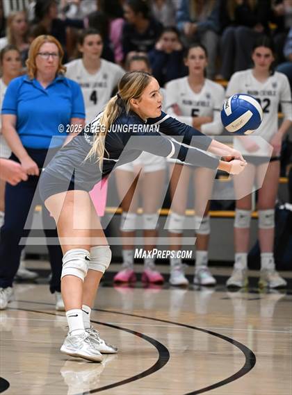 Thumbnail 3 in Marin Catholic @ Branson photogallery.