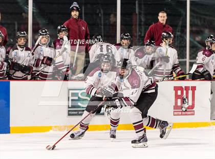 Thumbnail 2 in Tabor Academy vs Belmont Hill (Frozen Fenway) photogallery.