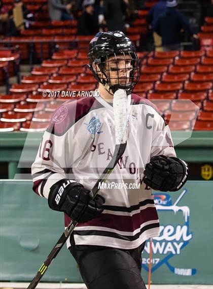 Thumbnail 2 in Tabor Academy vs Belmont Hill (Frozen Fenway) photogallery.