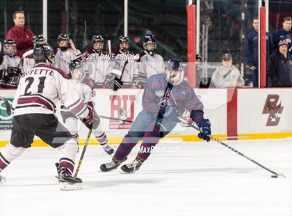 Thumbnail 2 in Tabor Academy vs Belmont Hill (Frozen Fenway) photogallery.