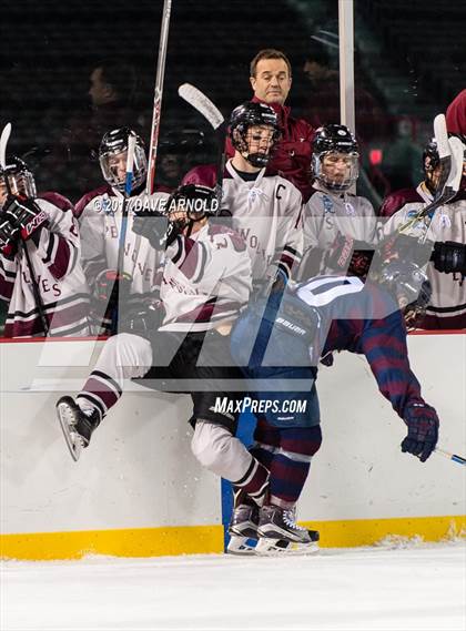 Thumbnail 1 in Tabor Academy vs Belmont Hill (Frozen Fenway) photogallery.
