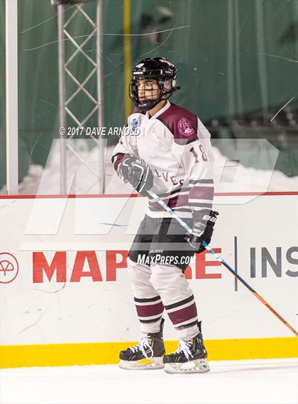 Thumbnail 2 in Tabor Academy vs Belmont Hill (Frozen Fenway) photogallery.