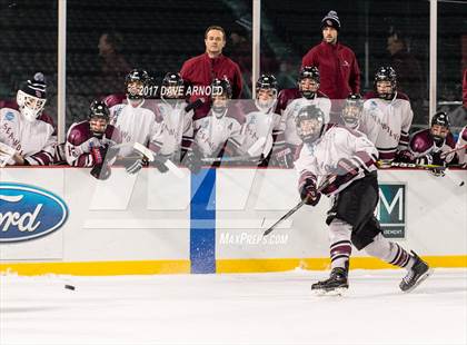 Thumbnail 3 in Tabor Academy vs Belmont Hill (Frozen Fenway) photogallery.