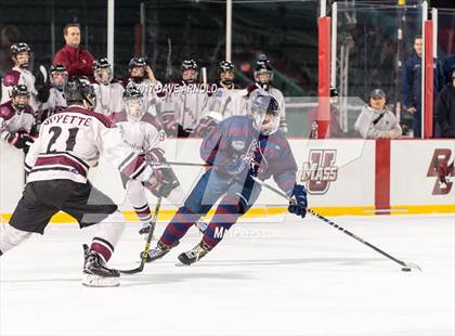 Thumbnail 3 in Tabor Academy vs Belmont Hill (Frozen Fenway) photogallery.