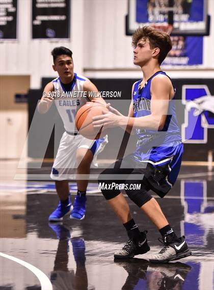Thumbnail 3 in Master's Academy vs. Lakeland Christian photogallery.