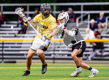 Thumbnail 2 in New Albany @ Centerville (OHSAA Division 1 Round 2) photogallery.