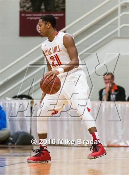 Thumbnail 3 in Mater Dei vs. Oak Hill Academy (Spalding Hoophall Classic) photogallery.