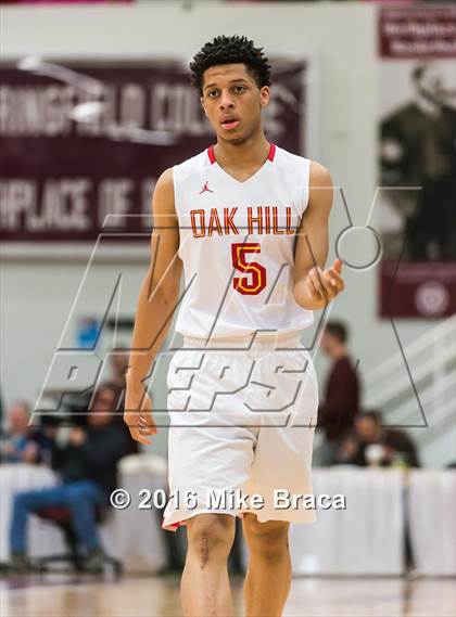 Thumbnail 2 in Mater Dei vs. Oak Hill Academy (Spalding Hoophall Classic) photogallery.