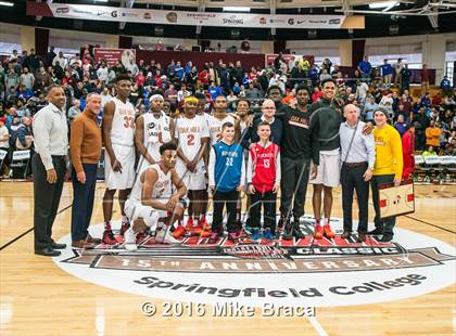 Thumbnail 1 in Mater Dei vs. Oak Hill Academy (Spalding Hoophall Classic) photogallery.
