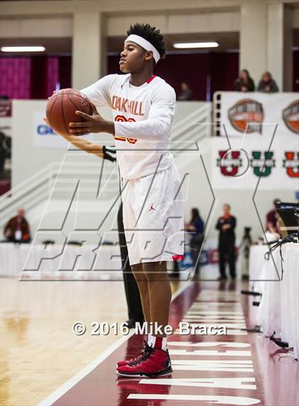 Thumbnail 3 in Mater Dei vs. Oak Hill Academy (Spalding Hoophall Classic) photogallery.