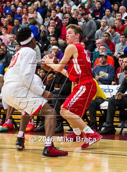 Thumbnail 1 in Mater Dei vs. Oak Hill Academy (Spalding Hoophall Classic) photogallery.