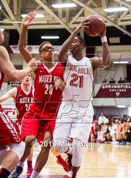 Thumbnail 1 in Mater Dei vs. Oak Hill Academy (Spalding Hoophall Classic) photogallery.