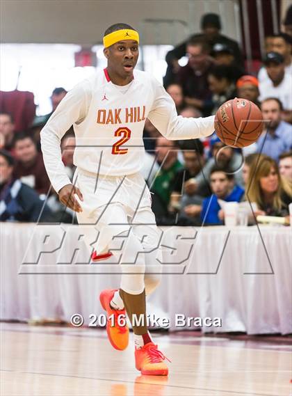 Thumbnail 3 in Mater Dei vs. Oak Hill Academy (Spalding Hoophall Classic) photogallery.