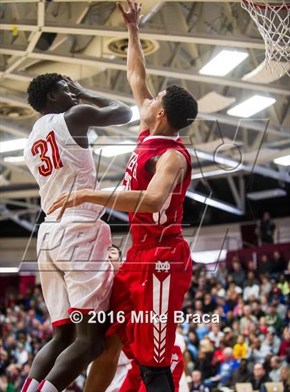 Thumbnail 3 in Mater Dei vs. Oak Hill Academy (Spalding Hoophall Classic) photogallery.