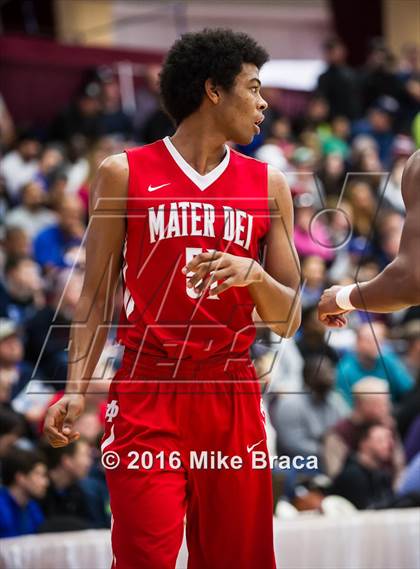 Thumbnail 1 in Mater Dei vs. Oak Hill Academy (Spalding Hoophall Classic) photogallery.