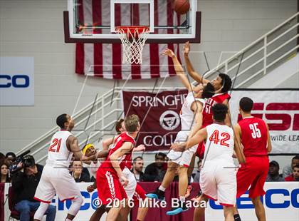 Thumbnail 3 in Mater Dei vs. Oak Hill Academy (Spalding Hoophall Classic) photogallery.