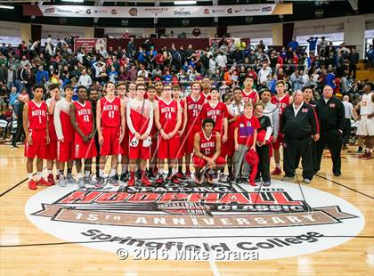 Thumbnail 2 in Mater Dei vs. Oak Hill Academy (Spalding Hoophall Classic) photogallery.