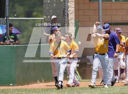 Thumbnail 3 in Farmersville @ Ponder (UIL 3A Region 2 Bi-District Playoff) photogallery.