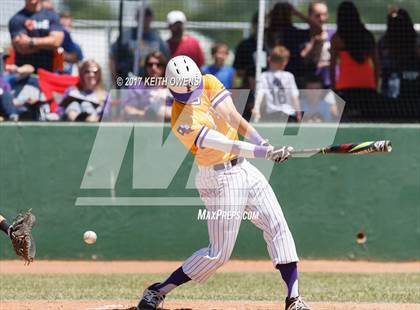 Thumbnail 2 in Farmersville @ Ponder (UIL 3A Region 2 Bi-District Playoff) photogallery.