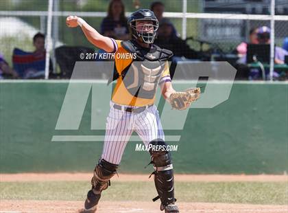 Thumbnail 3 in Farmersville @ Ponder (UIL 3A Region 2 Bi-District Playoff) photogallery.