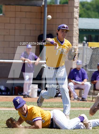 Thumbnail 3 in Farmersville @ Ponder (UIL 3A Region 2 Bi-District Playoff) photogallery.