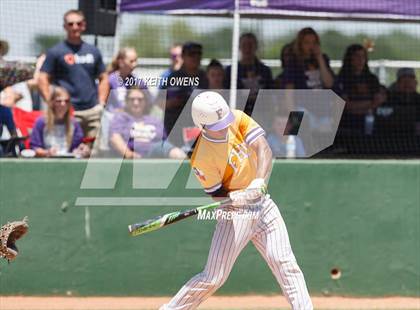 Thumbnail 3 in Farmersville @ Ponder (UIL 3A Region 2 Bi-District Playoff) photogallery.