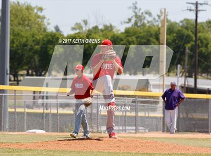 Thumbnail 2 in Farmersville @ Ponder (UIL 3A Region 2 Bi-District Playoff) photogallery.