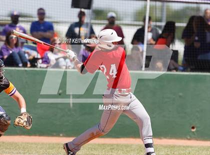 Thumbnail 1 in Farmersville @ Ponder (UIL 3A Region 2 Bi-District Playoff) photogallery.