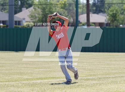 Thumbnail 3 in Farmersville @ Ponder (UIL 3A Region 2 Bi-District Playoff) photogallery.