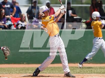 Thumbnail 3 in Farmersville @ Ponder (UIL 3A Region 2 Bi-District Playoff) photogallery.