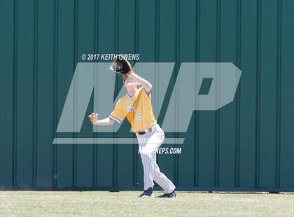 Thumbnail 2 in Farmersville @ Ponder (UIL 3A Region 2 Bi-District Playoff) photogallery.