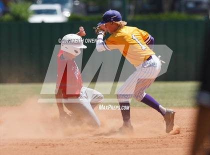 Thumbnail 3 in Farmersville @ Ponder (UIL 3A Region 2 Bi-District Playoff) photogallery.