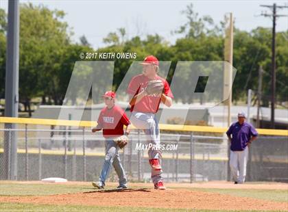 Thumbnail 3 in Farmersville @ Ponder (UIL 3A Region 2 Bi-District Playoff) photogallery.