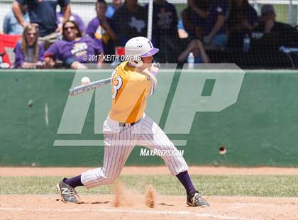 Thumbnail 2 in Farmersville @ Ponder (UIL 3A Region 2 Bi-District Playoff) photogallery.