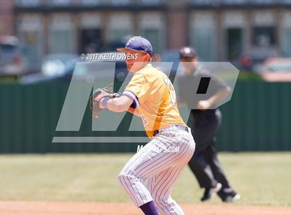 Thumbnail 1 in Farmersville @ Ponder (UIL 3A Region 2 Bi-District Playoff) photogallery.
