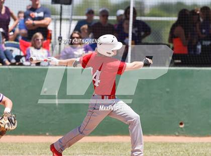 Thumbnail 1 in Farmersville @ Ponder (UIL 3A Region 2 Bi-District Playoff) photogallery.