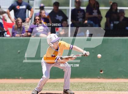 Thumbnail 2 in Farmersville @ Ponder (UIL 3A Region 2 Bi-District Playoff) photogallery.