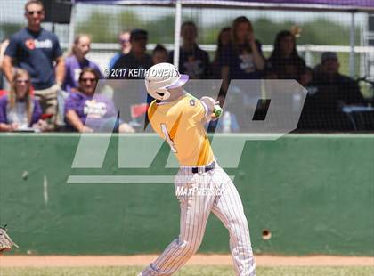 Thumbnail 2 in Farmersville @ Ponder (UIL 3A Region 2 Bi-District Playoff) photogallery.
